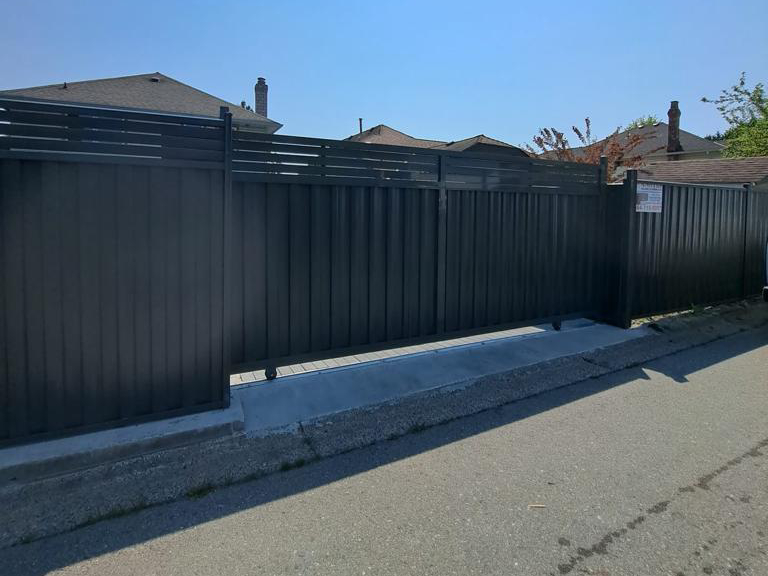metal fence panels